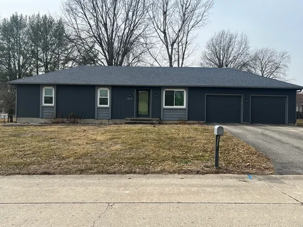 1105 S Ann Dr, Marshall, MO 65340