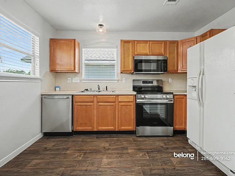 5049 Hauna Ln — Photo 4