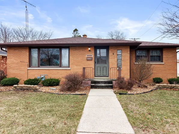 2230 22nd Ave, Kenosha, WI 53140
