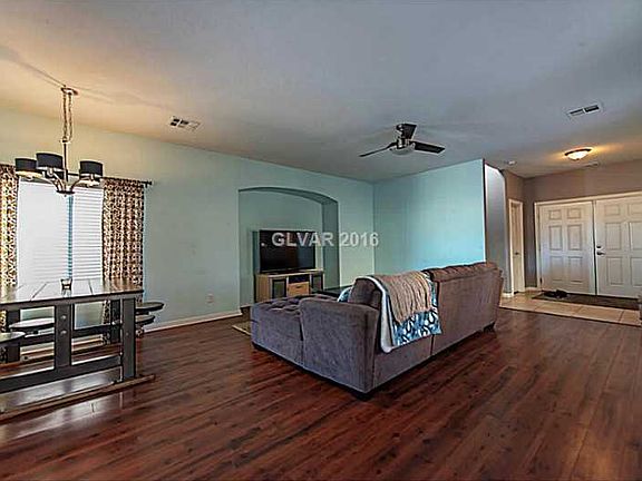 4th image of 6120 River Belle St