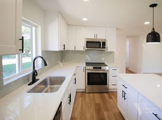 4959 S McCann Ave, Springfield, MO 65804