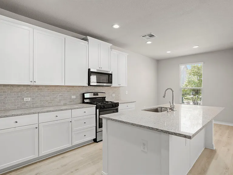 11804 Clayton Creek Ave — Photo 5