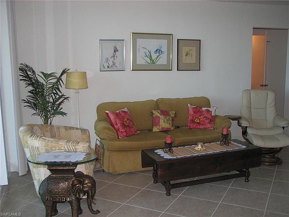 5th image of 2745 1st St APT 1501