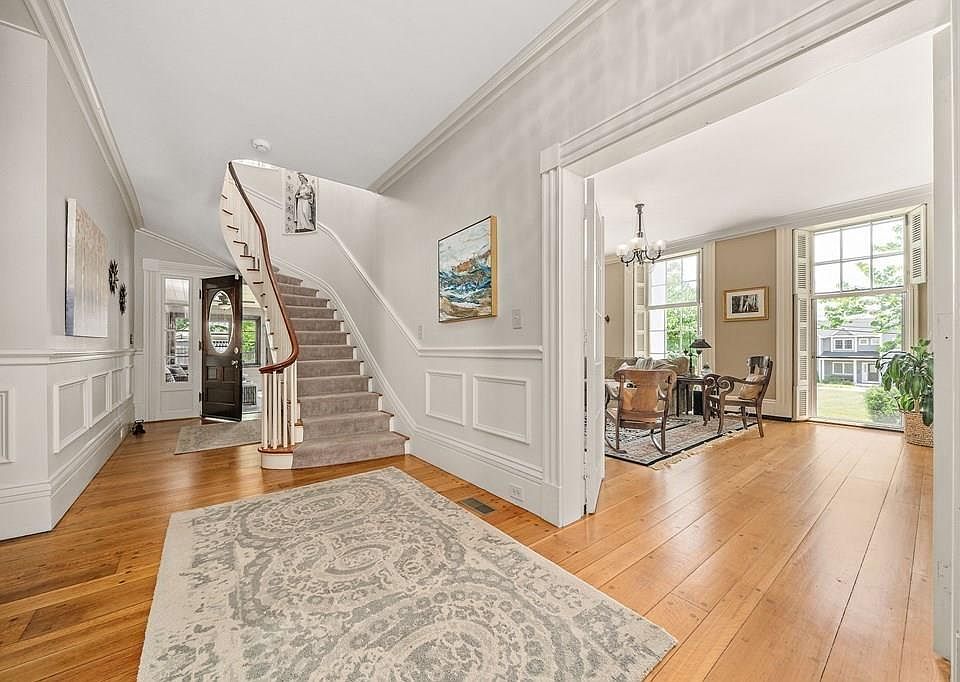 216 Elm St, Braintree, MA 02184 Zillow