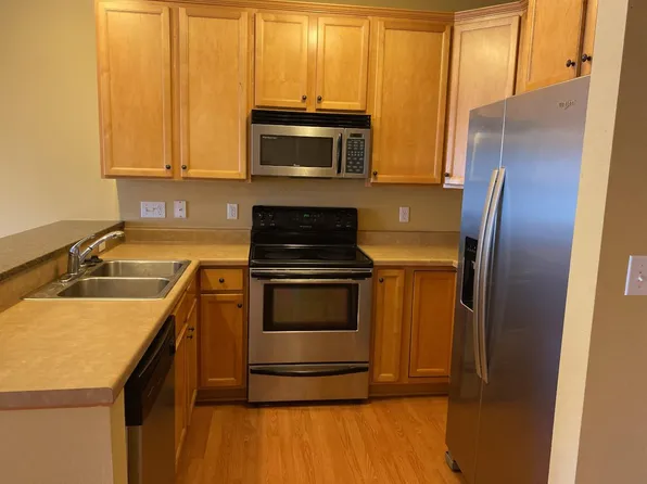 2425 Aspen Rd Unit 203, Ames, IA 50010