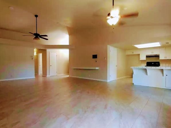 516 N Velie Dr