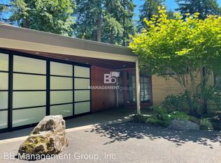 5350 SW Patton Rd, Portland, OR 97221