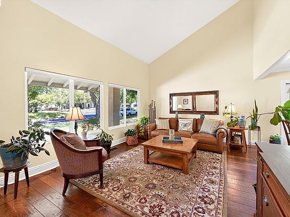 5th image of 4576 Del Valle Pkwy