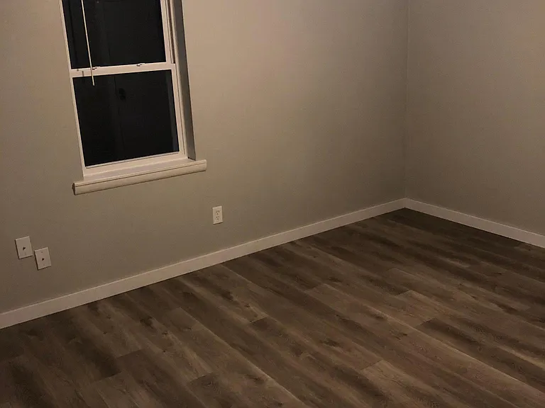 120 E Lincoln St — Photo 16