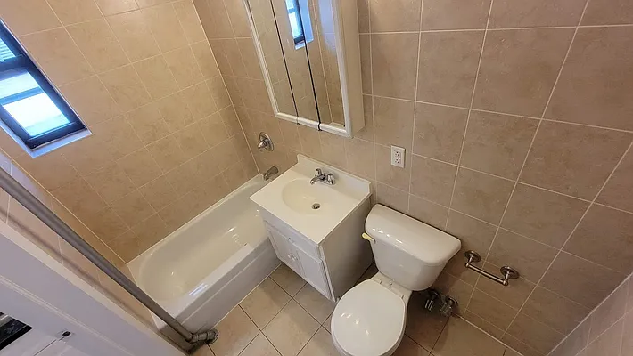 Rented by Gold & Appel Realty Corp | media 14