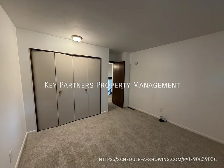 6524 W 51st St — Photo 15