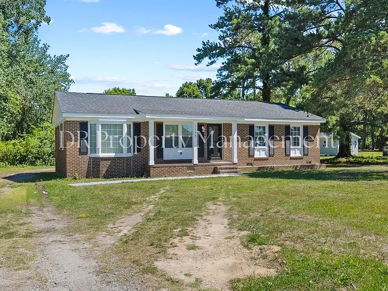 1708 Martin Luther King Dr — Photo 3