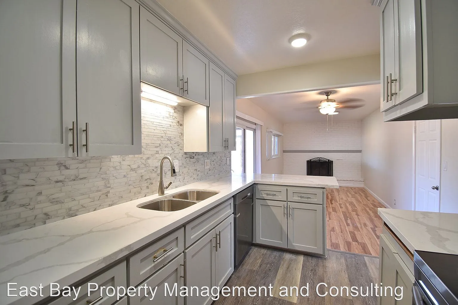 38997 Logan Dr photo 1