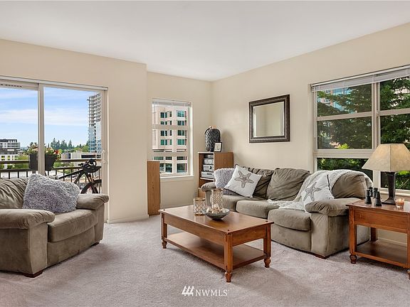 2nd image of 111 108th Avenue NE #B306