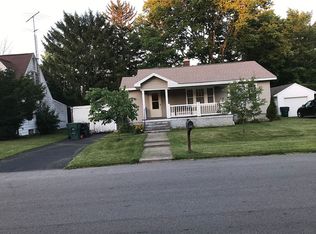 1208 S Luick Ave, Muncie, IN 47302