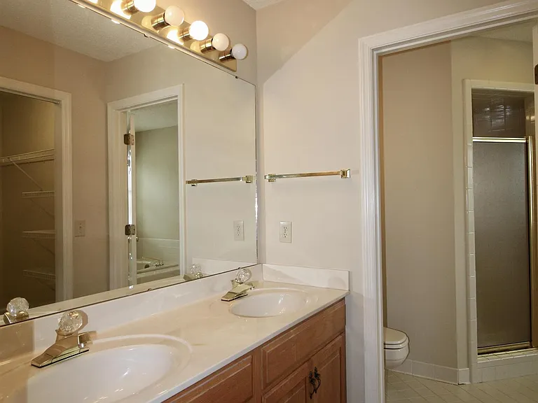 32 Westlake Pointe Dr — Photo 17