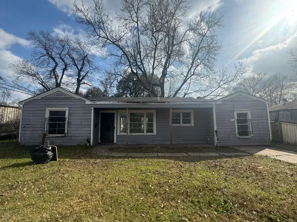 2417 Devaughn St, Shreveport, LA 71108
