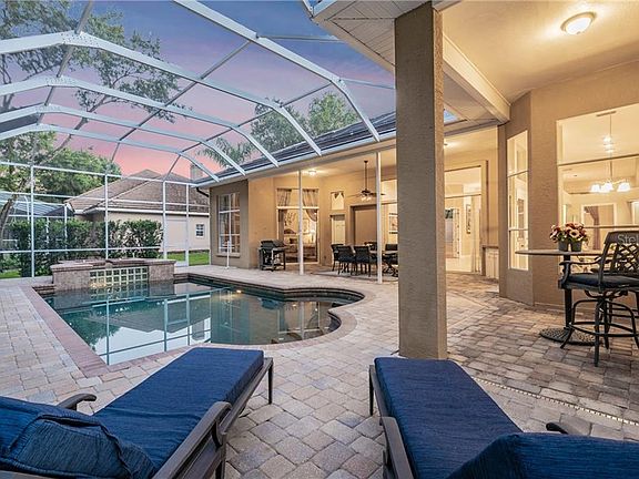 2nd image of 8946 Magnolia Chase Cir