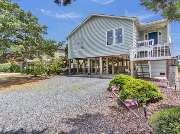 315 Brunswick Avenue W, Holden Beach, NC 28462