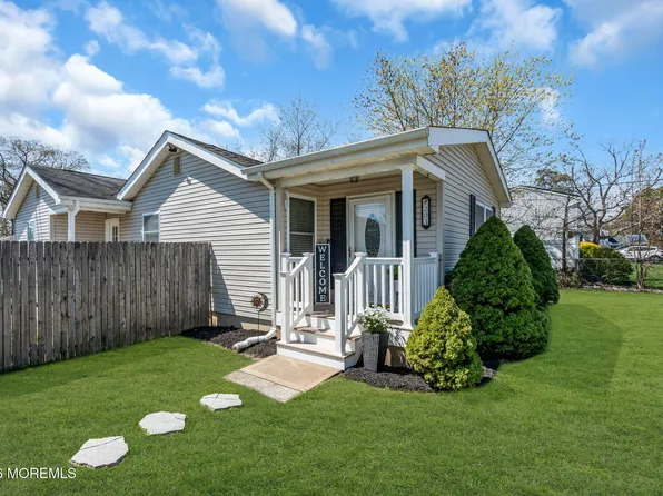 203 Arkansas Avenue, Toms River, NJ 08753