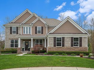 6126 Ardmore Ln, Clarkston, MI 48348