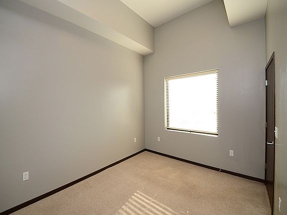 5th image of 1501 Jackson St Unit 606