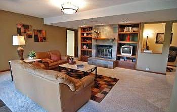 Family Room w/ fireplace