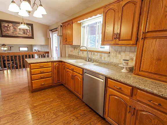 Kitchen with new granite countertops