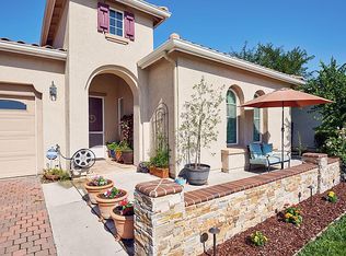 9711 Zuni Ln, Gilroy, CA 95020