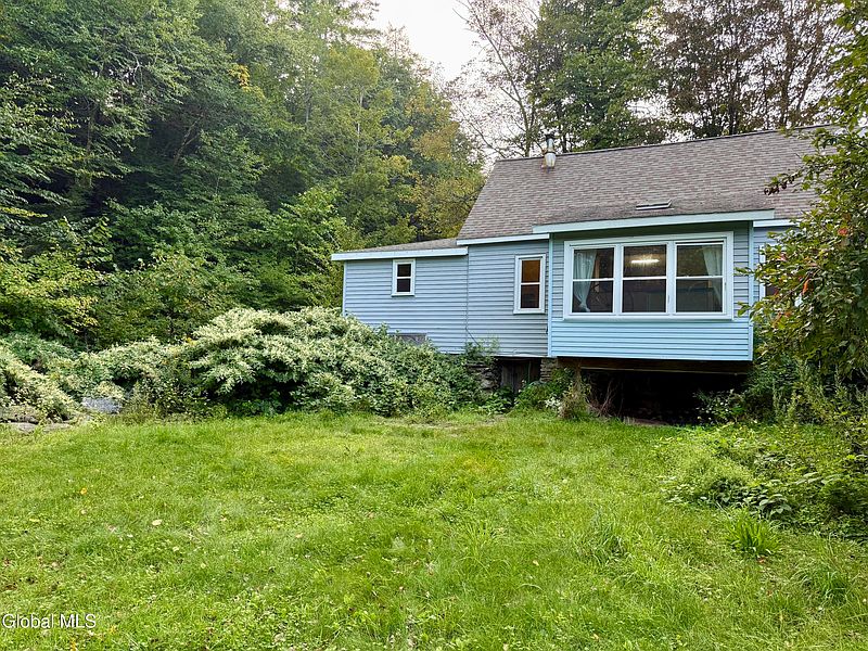 3rd image of 15 Stillman Village Road