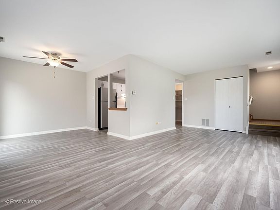 5th image of 16212 Apple Ln APT 1