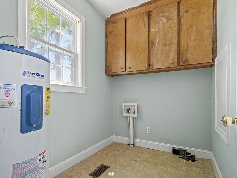 172 S Aiken Dr — Photo 21