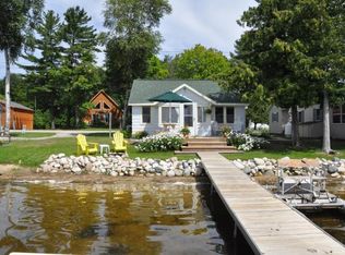 6980 Paradise Trl, Carp Lake, MI 49718