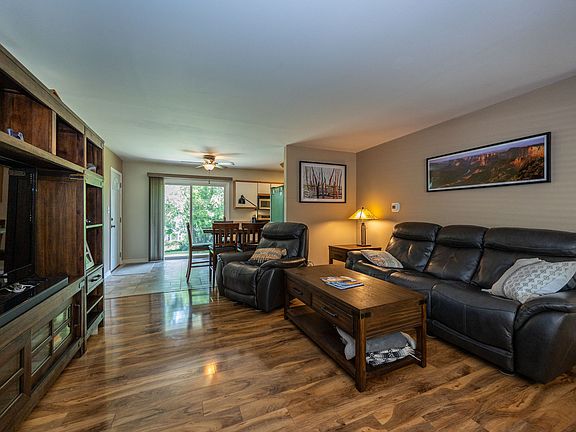 4th image of 2818 Limerick Dr