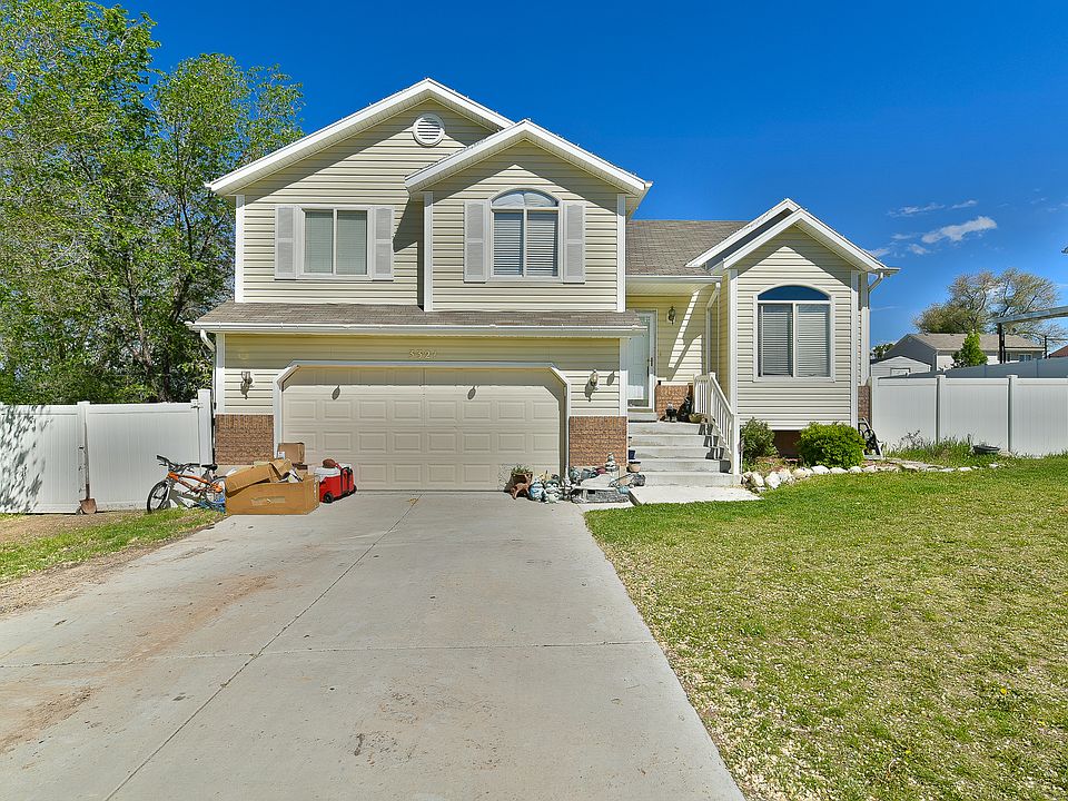 1st image of 3321 S Leonidas Dr