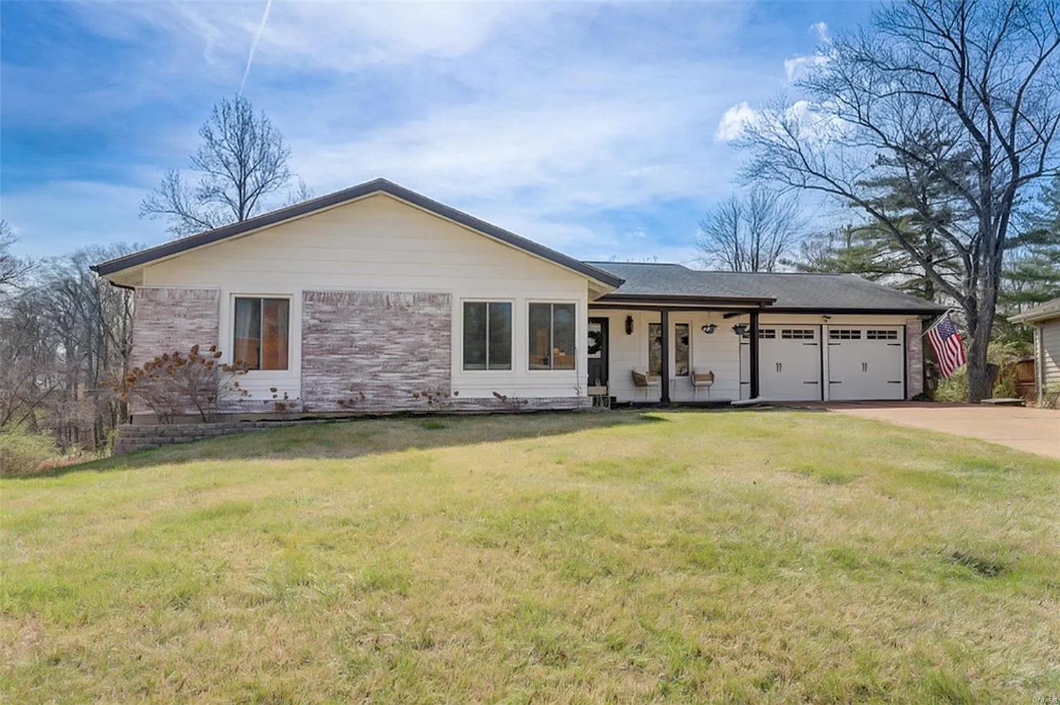 2177 Courtleigh Ln photo 1