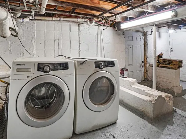 2738 Miles Avenue image 18 of 27