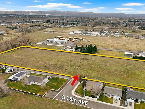 2nd image of 7703 Ahtanum Rd