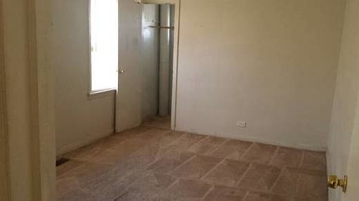 2nd image of 9816 S Ingleside Ave