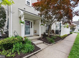 608 Wharton Rd, Mount Laurel, NJ 08054