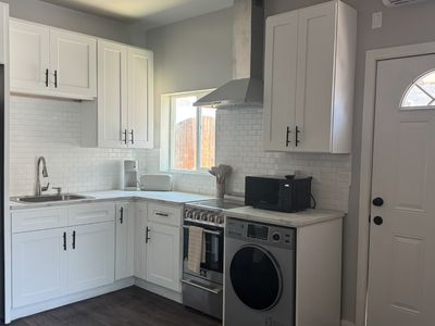 16919 Hartland St, Van Nuys, CA, 91406