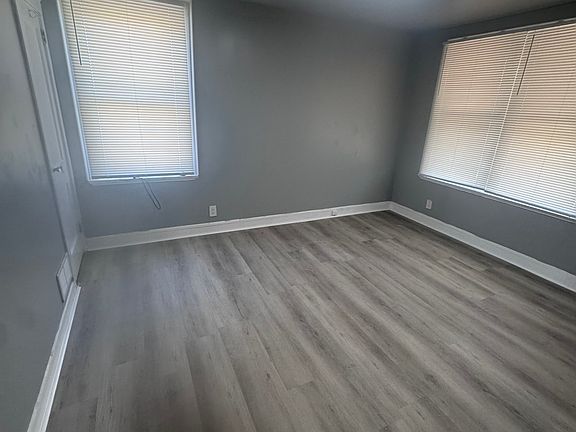 4th image of 2723 Speakman Pl #1