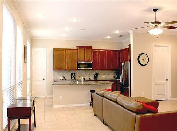 4th image of 238 Carrington Ln