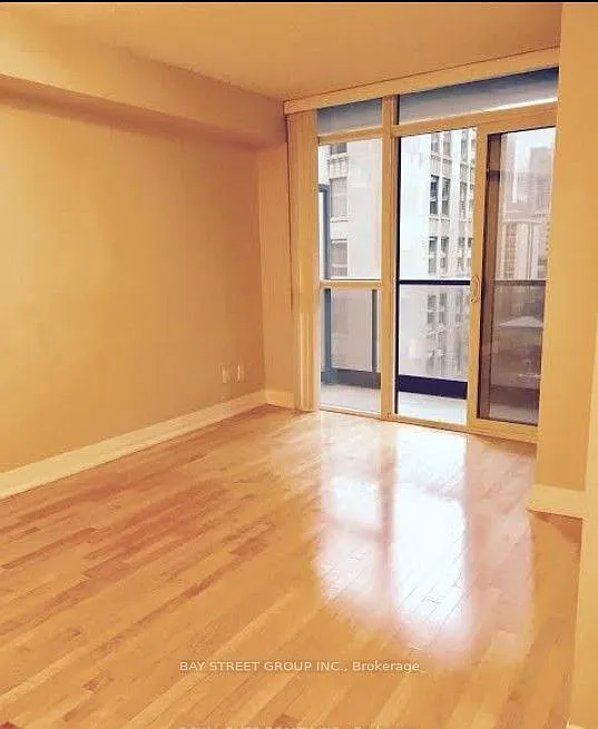 2 bed, $2,500 — Photo 4