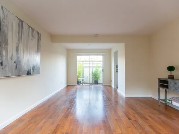 13 Oliva Dr #B, Novato, CA 94947