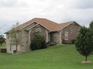 1030 W Rosedale Rd, Nixa, MO 65714