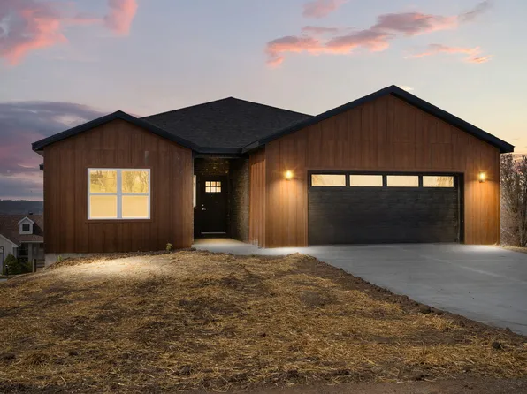 157 S Shining Mountain Drive, Cape Fair, MO 65624