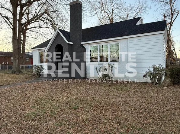 310 Mountain St NW #1, Jacksonville, AL 36265