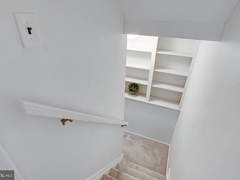 12303 Mulberry Ct — Photo 56