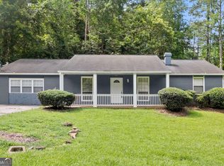 3823 Chimney Ridge Ct, Ellenwood, GA 30294